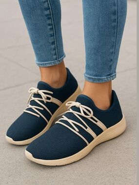 VESSI Cityscape Classic Sneakers slip on shoes blue w/off white laces size 7